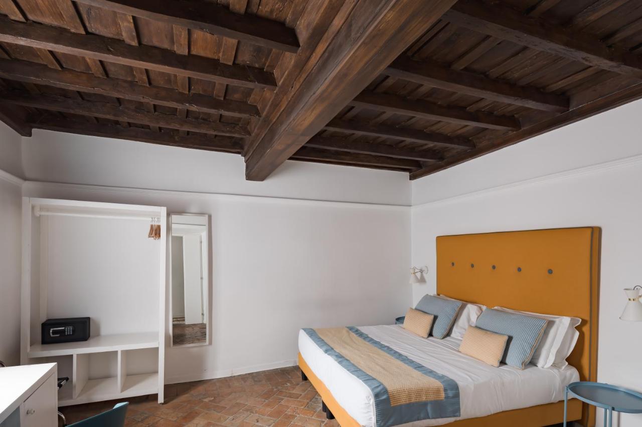 Palazzo Lupardi Relais Bed & Breakfast Rome
